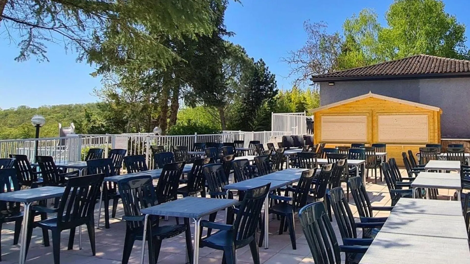 Lanzac Holiday Home With Dishwasher, Near Sarlat צרפת